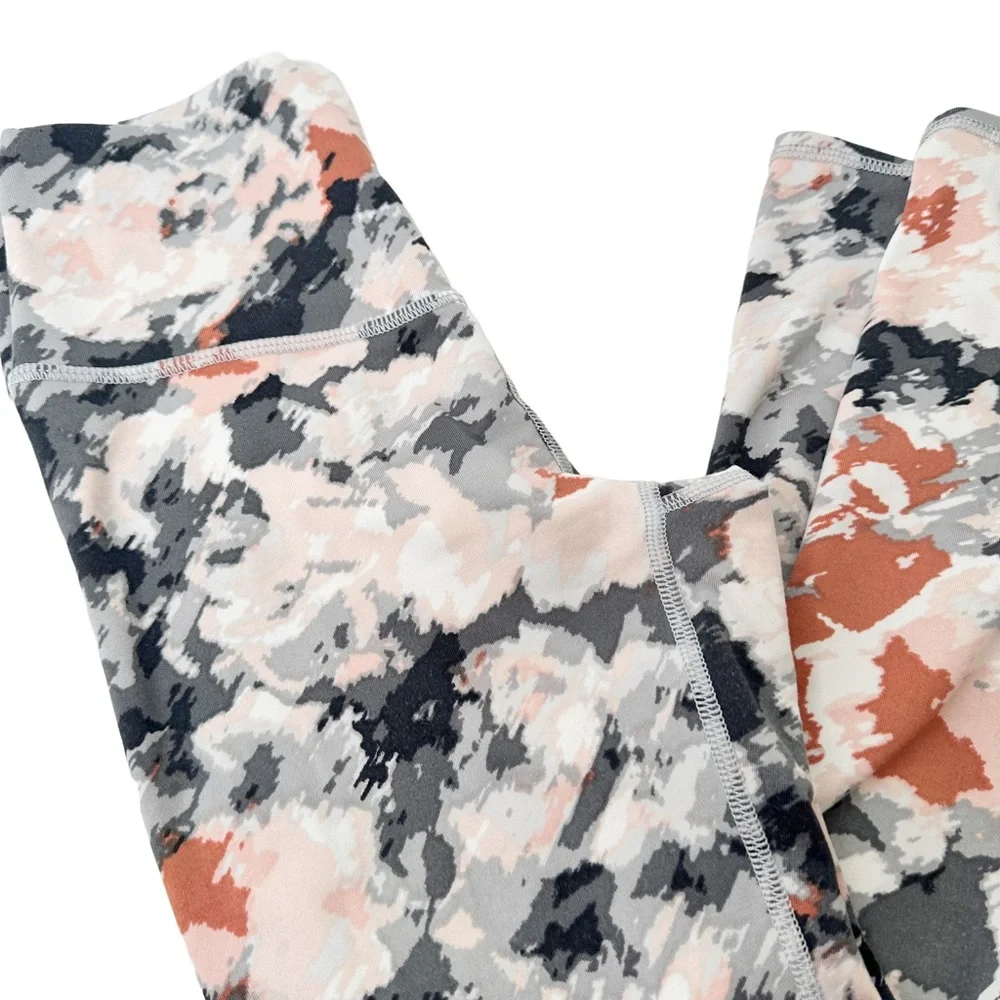 Aerie Chill Play Move Watercolor Leggings Small - Picture 3 of 4